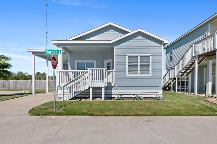 MOTIVATED SELLER! Coral Reef is a place to wake up and sip your - Beach Home for sale in Rockport, Texas on Beachhouse.com