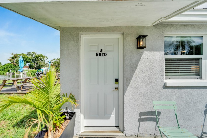 8820 Rocky Creek Drive, Unit A - Beach Vacation Rentals in Tampa, FL on Beachhouse.com