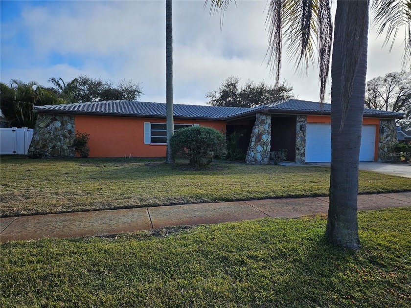 Under contract-accepting backup offers. Welcome home and begin - Beach Home for sale in Palm Harbor, Florida on Beachhouse.com