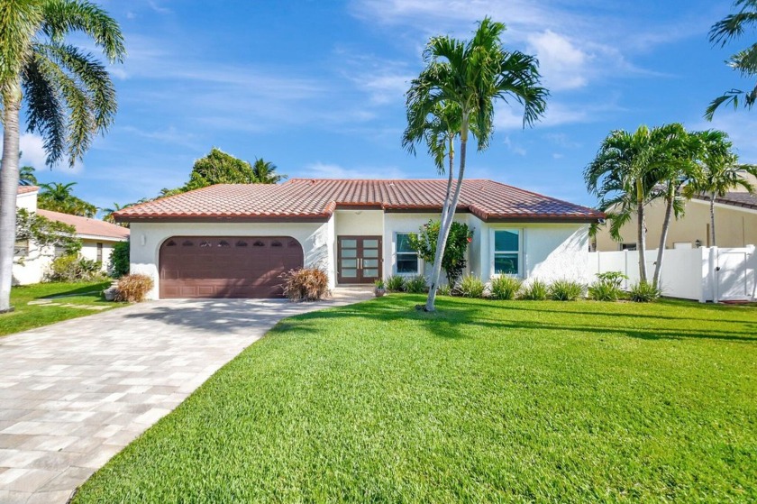 Great home.Great community.Great location. This beautiful and - Beach Home for sale in Boca Raton, Florida on Beachhouse.com