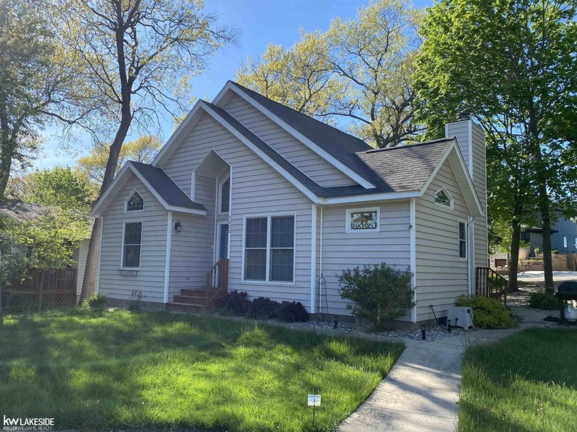 Charming 2-Bedroom, 2-Bath Home in Sought-After Oak Point - Beach Home for sale in Caseville, Michigan on Beachhouse.com