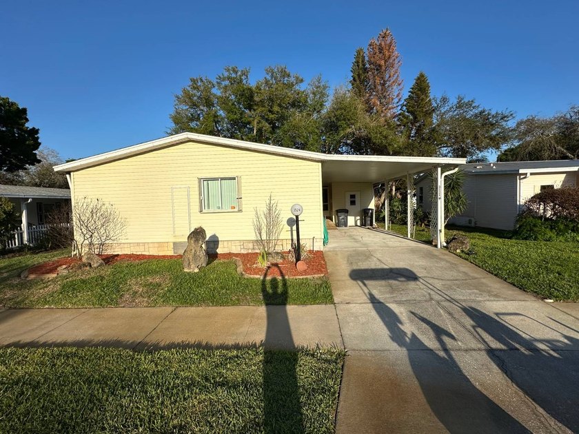 ACTIVE 55+ COMMUNITY OF SWAN LAKE IN TITUSVILLE, FLORIDA - Beach Home for sale in Titusville, Florida on Beachhouse.com