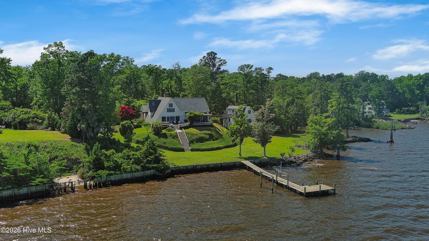 Few properties on the North Carolina coast offer what this one - Beach Home for sale in New Bern, North Carolina on Beachhouse.com
