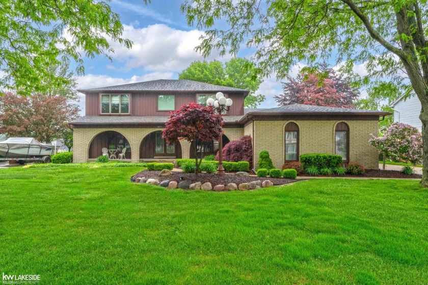 Beautiful views at this very rare Shelby Twp., waterfront - Beach Home for sale in Shelby, Michigan on Beachhouse.com