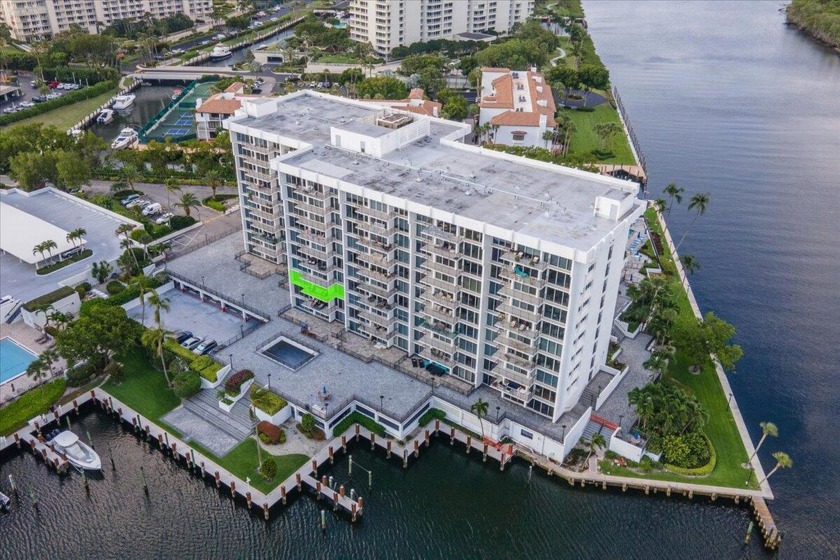 This brightly sunlit waterfront corner unit boasts open-concept - Beach Condo for sale in Highland Beach, Florida on Beachhouse.com