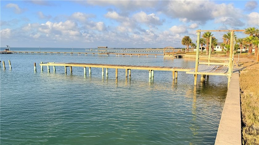 Fly into this Exceptional opportunity! 1 acre of flat, buildable - Beach Lot for sale in Rockport, Texas on Beachhouse.com