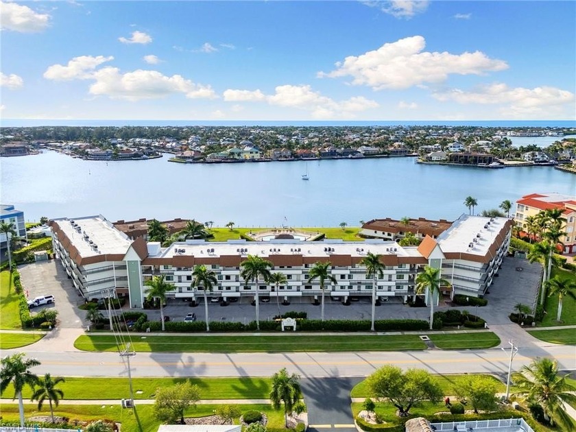Turnkey Waterfront Condo with Beautiful Smokehouse Bay Views - Beach Condo for sale in Marco Island, Florida on Beachhouse.com