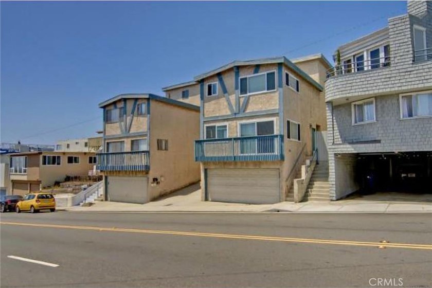 637 Manhattan Beach Blvd - Beach Townhome/Townhouse for sale in Manhattan Beach, California on Beachhouse.com