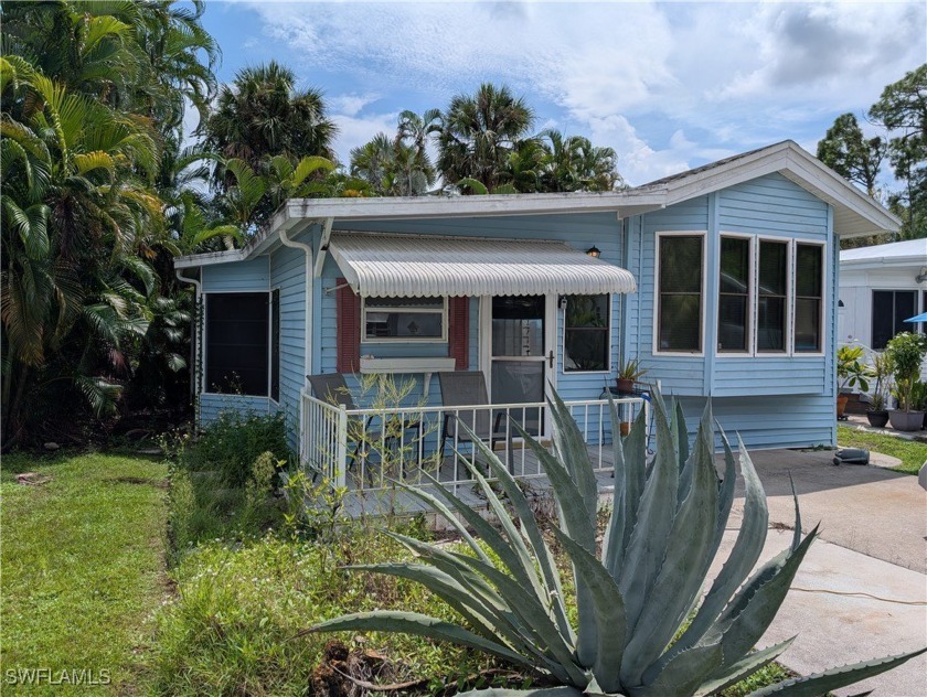 MAKE AN OFFER ON THIS HANDYMAN SPECIAL. 1 bed, 1 bath - Beach Home for sale in Estero, Florida on Beachhouse.com