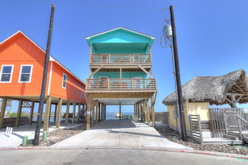 Expansive views of the Laguna Madre, Boat dock and Community - Beach Vacation Rentals in Corpus Christi, Texas on Beachhouse.com
