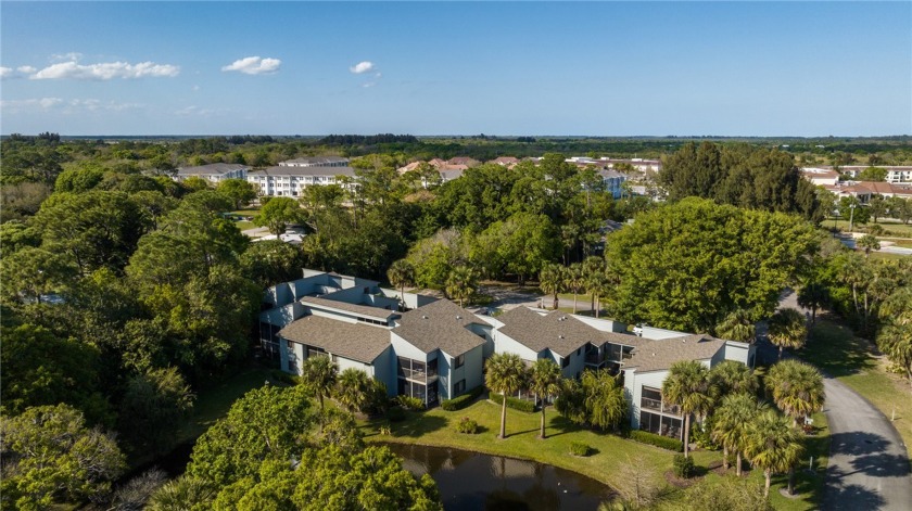 Escape to tranquility in this lakeside haven! Nestled amidst - Beach Home for sale in Vero Beach, Florida on Beachhouse.com