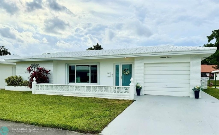 What a great deal!  This beautiful single family home in - Beach Home for sale in Tamarac, Florida on Beachhouse.com