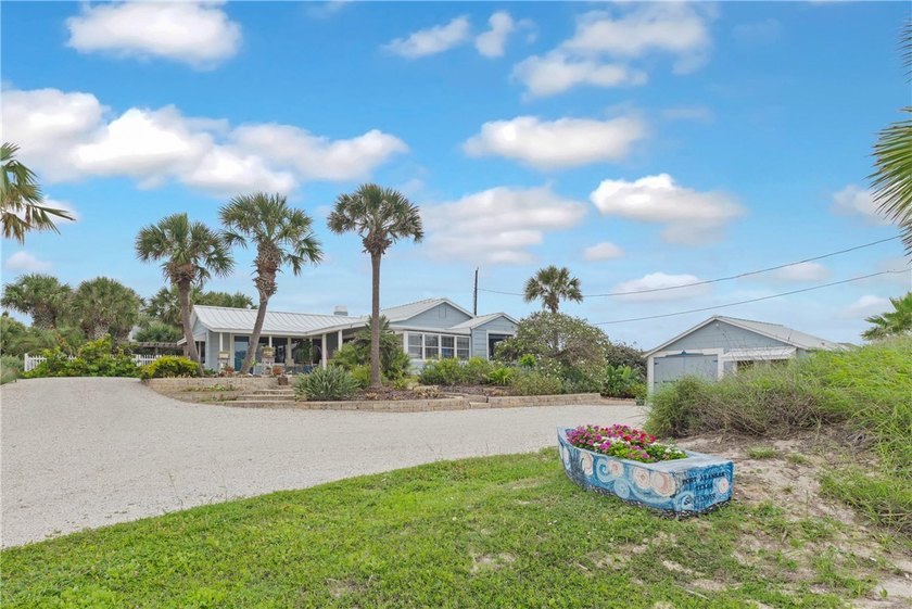An Old Town ABSOLUTE ICON! Gigantic dune top estate right smack - Beach Home for sale in Port Aransas, Texas on Beachhouse.com