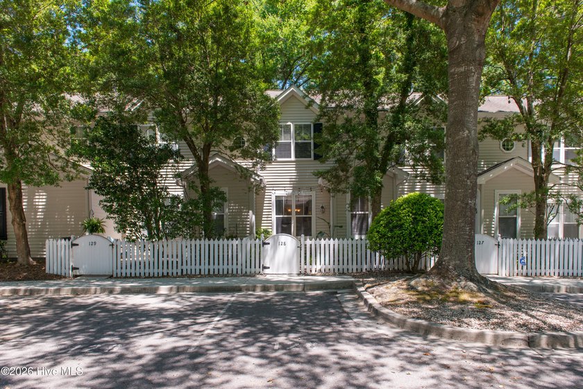 Escape the daily grind and find serenity in one of Wilmington's - Beach Townhome/Townhouse for sale in Wilmington, North Carolina on Beachhouse.com