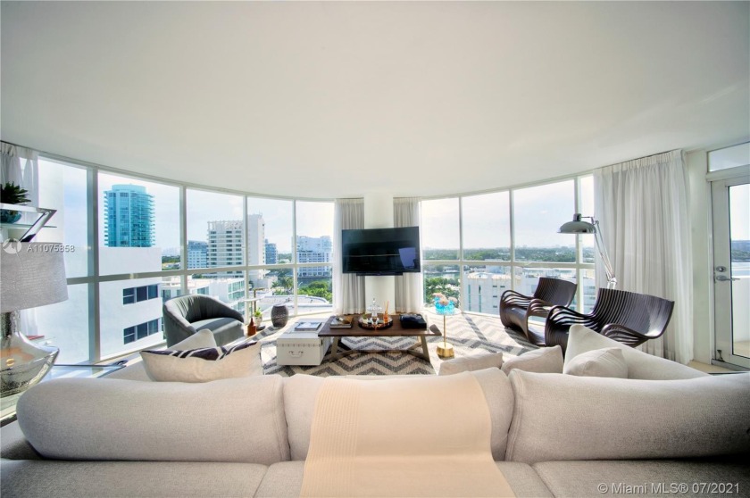 Spectacular 180-degree views of the ocean, bay and Miami skyline - Beach Condo for sale in Miami Beach, Florida on Beachhouse.com