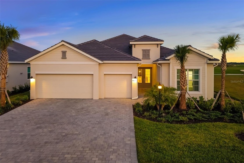 Under contract-accepting backup offers. Welcome to Calusa - Beach Home for sale in Lakewood Ranch, Florida on Beachhouse.com