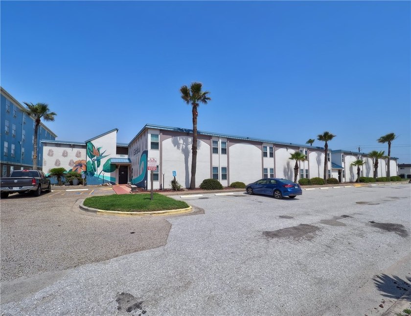 ***Wake up steps from the Gulf of Mexico every single day*** - Beach Condo for sale in Corpus Christi, Texas on Beachhouse.com