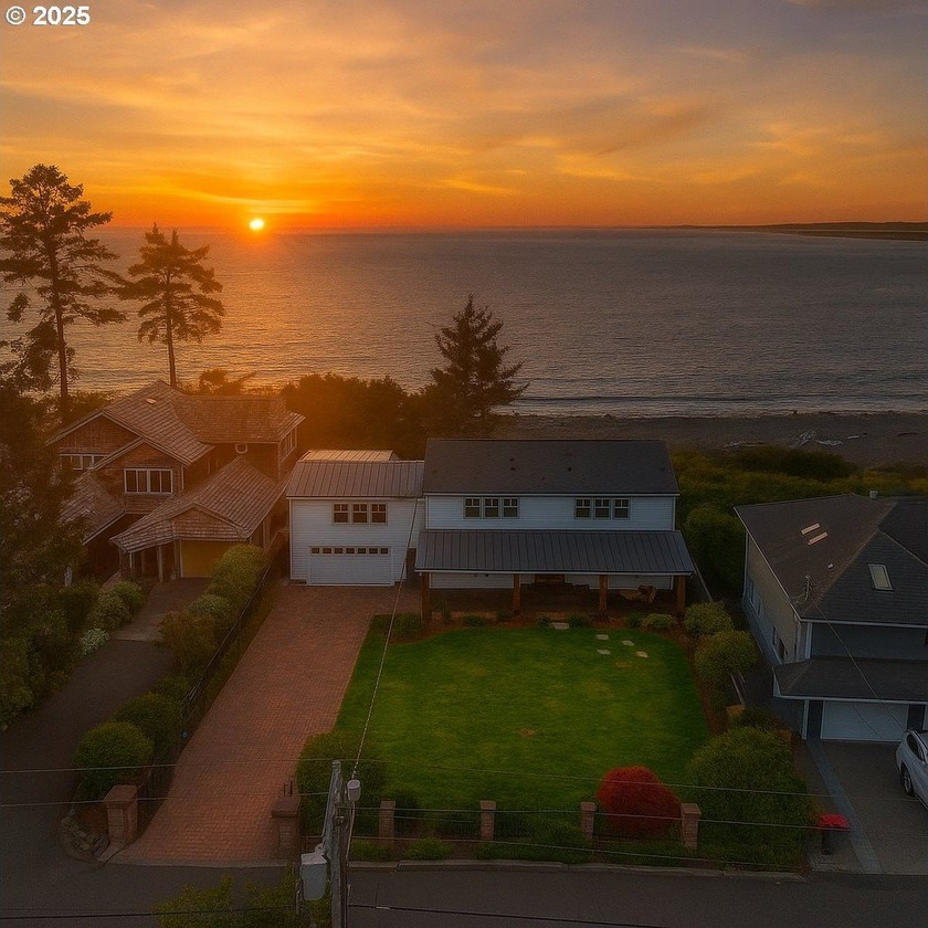 Oceanfront privacy meets modern luxury in this 3,984 sq ft, 4 - Beach Home for sale in Seaside, Oregon on Beachhouse.com