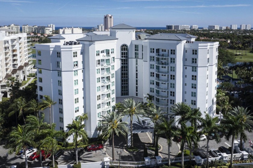 Live in the heart of Downtown Boca Raton in the prestigious - Beach Condo for sale in Boca Raton, Florida on Beachhouse.com