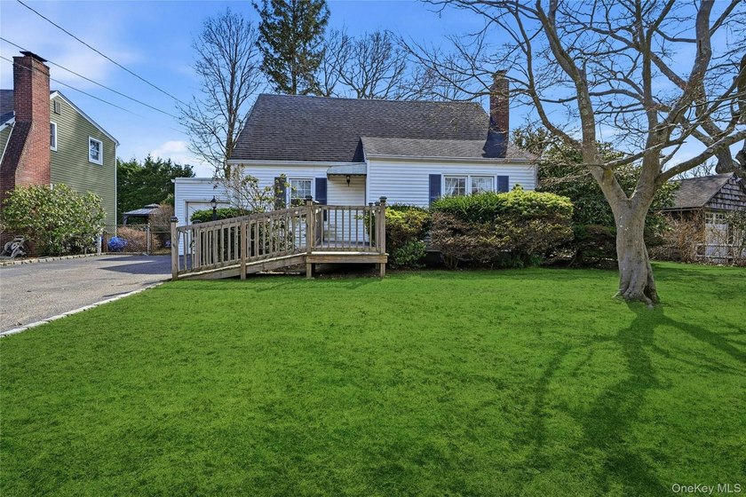 Welcome to this charming Cape Cod-style home in the heart of - Beach Home for sale in Centerport, New York on Beachhouse.com