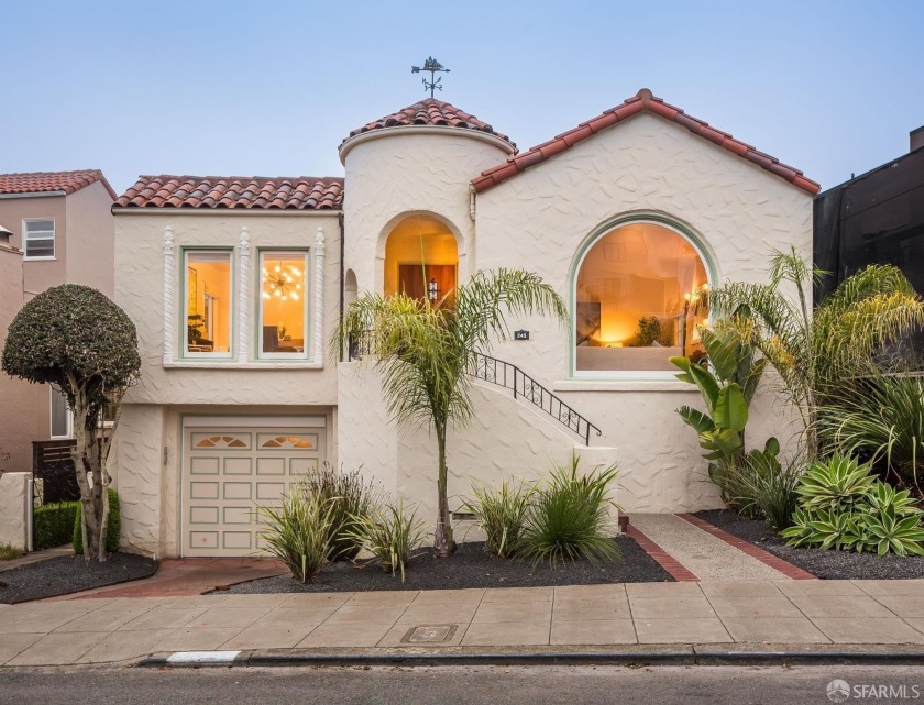 Incredible fully detached Mediterranean style home w/ Ocean - Beach Home for sale in San Francisco, California on Beachhouse.com