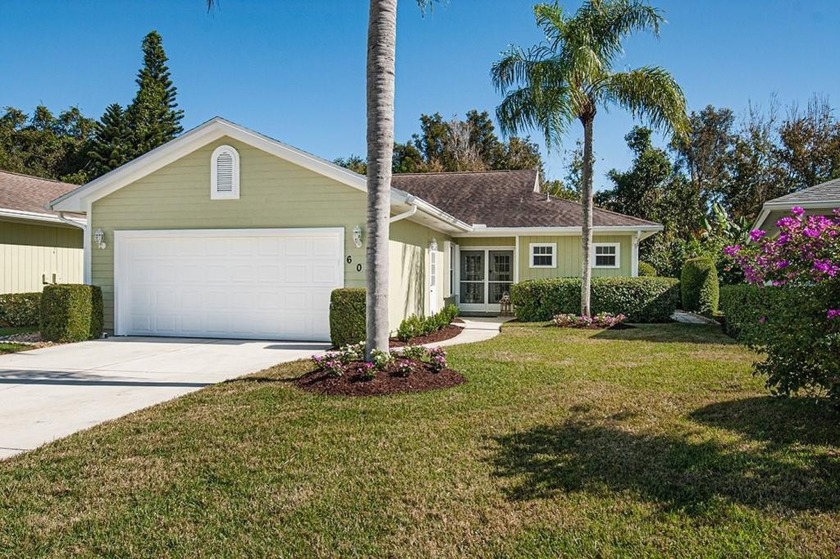 One of a kind Timber Ridge Pool Home - This well cared for 1784 - Beach Home for sale in Vero Beach, Florida on Beachhouse.com