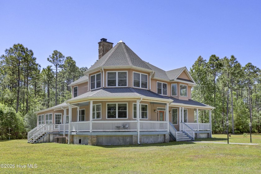 Looking for complete privacy? Look no further. This Victorian - Beach Home for sale in Hampstead, North Carolina on Beachhouse.com