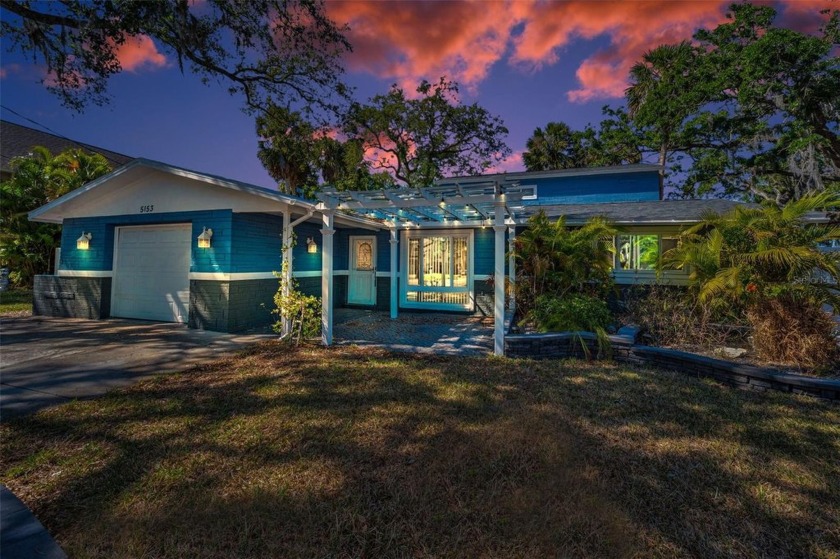 Short Sale. INVESTOR SPECIAL! Cash Only! NO SIGHT UNSEEN OFFERS! - Beach Home for sale in Port Richey, Florida on Beachhouse.com