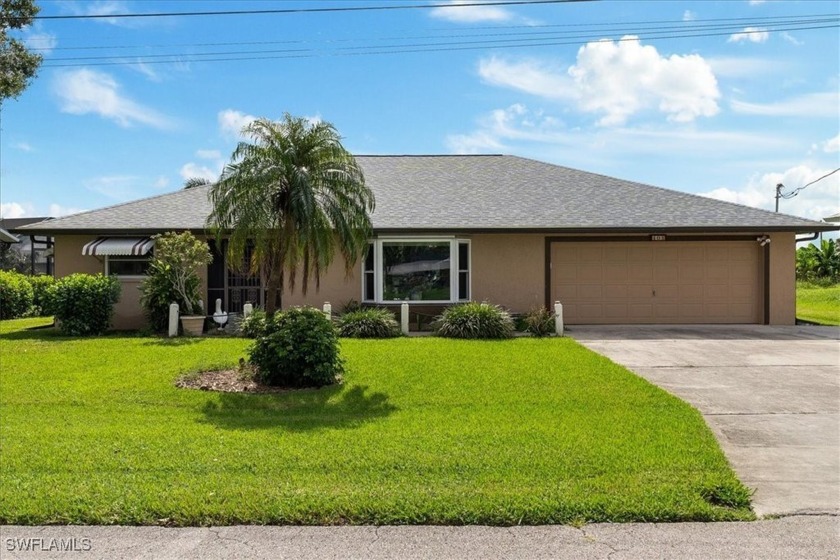 MOVE IN READY. High and dry after weathering Helene and Milton - Beach Home for sale in North Fort Myers, Florida on Beachhouse.com