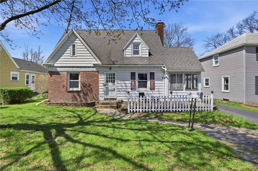 Welcome to this West Irondequoit gem! This 3-bedroom, 1.5-bath - Beach Home for sale in Rochester, New York on Beachhouse.com