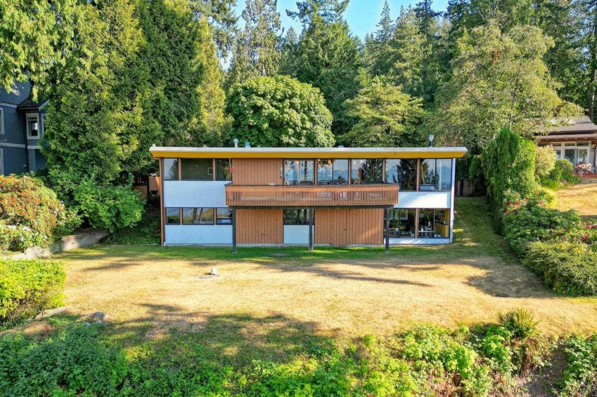 Rarely does a property of such remarkable distinction grace the - Beach Home for sale in Surrey,  on Beachhouse.com