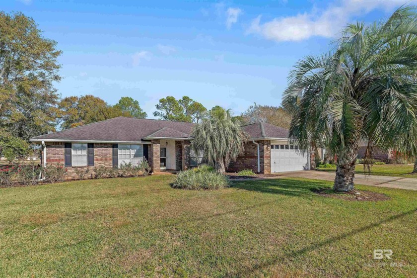 This 4-bedroom, 2-bathroom home in Foley, AL offers the perfect - Beach Home for sale in Foley, Alabama on Beachhouse.com