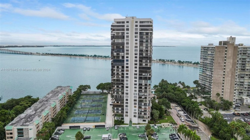 Experience unparalleled luxury at this stunning 18th floor 2/2 - Beach Condo for sale in Miami, Florida on Beachhouse.com