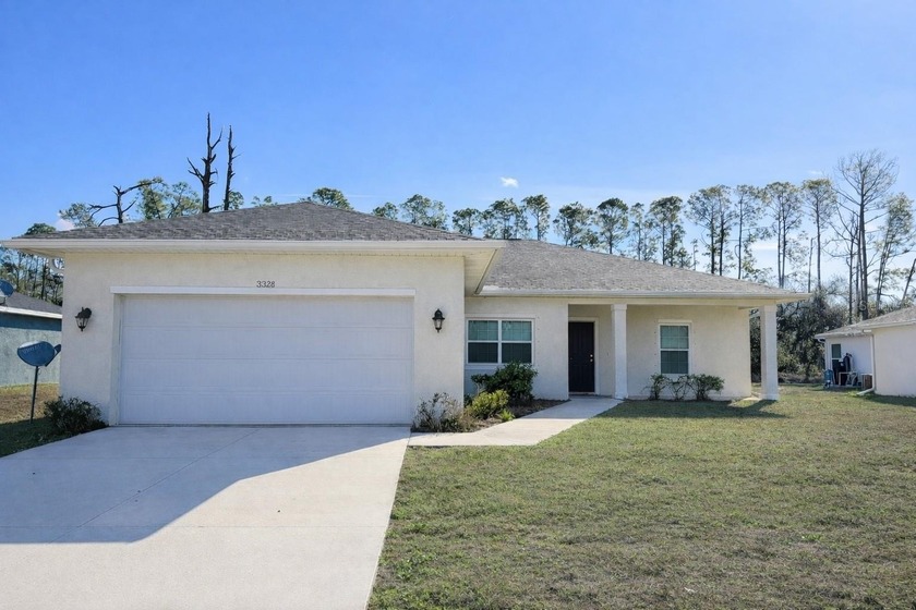 Welcome to this beautiful 3-bedroom, 2-bath home with 1,548 - Beach Home for sale in North Port, Florida on Beachhouse.com