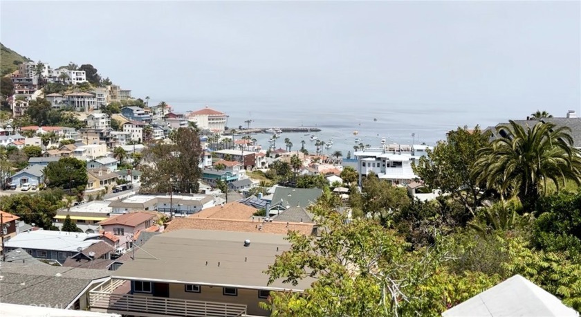 Welcome to your very own Catalina Island paradise! This stunning - Beach Home for sale in Avalon, California on Beachhouse.com