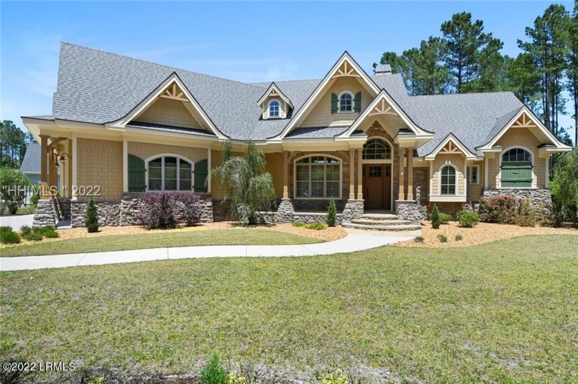 Outstanding Lake Views in this custom built & extraordinary home - Beach Home for sale in Bluffton, South Carolina on Beachhouse.com