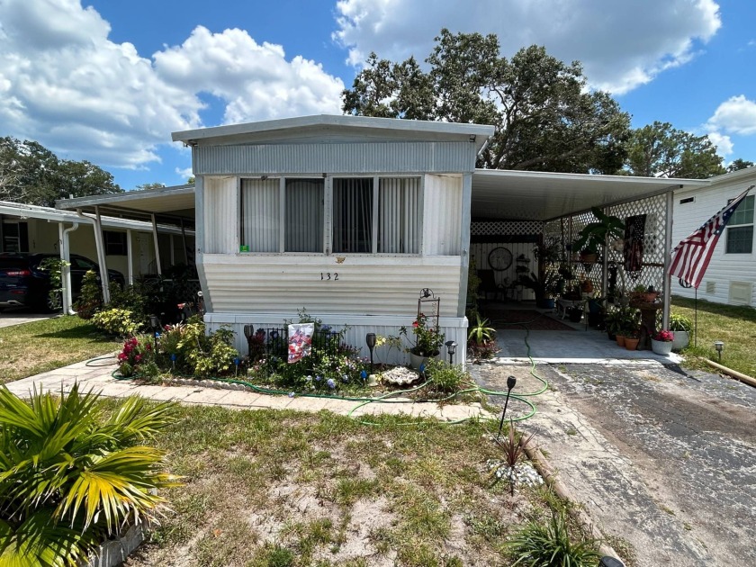 Cozy home, split floorplan, located in Lighthouse Pointe. This - Beach Home for sale in Port Orange, Florida on Beachhouse.com