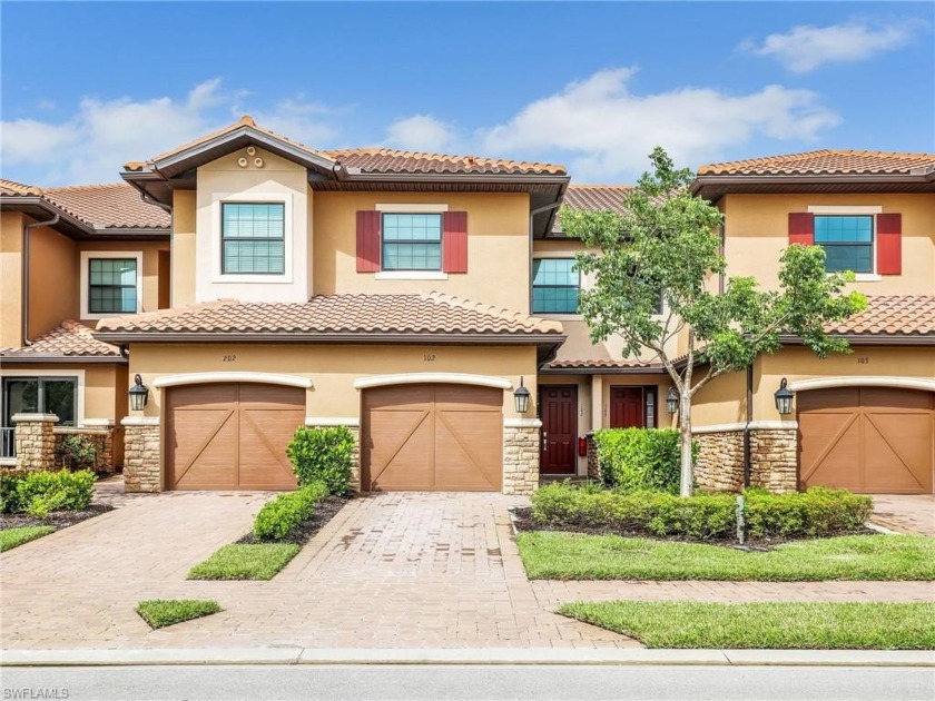 Welcome to this stunning 2-bedroom, 2-bathroom, first-floor - Beach Home for sale in Naples, Florida on Beachhouse.com