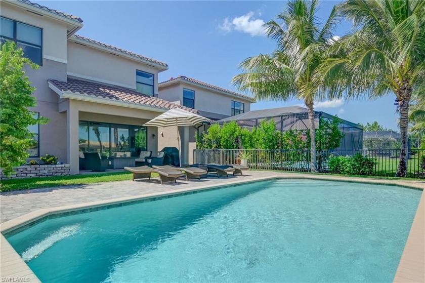 Welcome home to this beautiful 5 bed 4 full bath *Conrad* model - Beach Home for sale in Naples, Florida on Beachhouse.com