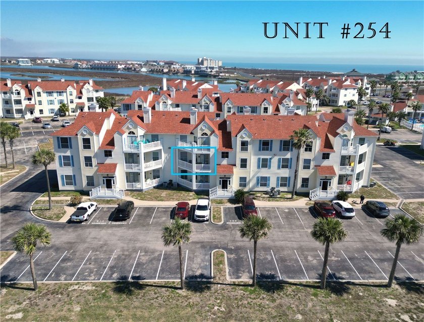 **BEST PRICED 2 BEDROOM UNIT, WITH A FULL SUMMER OF - Beach Condo for sale in Corpus Christi, Texas on Beachhouse.com