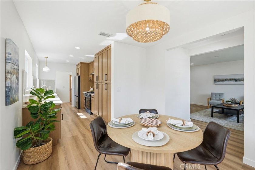 Welcome to 6926 e Peabody. Step inside to appreciate its - Beach Home for sale in Long Beach, California on Beachhouse.com