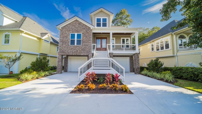 This home is beautiful and pristine in its decor!  Brick and - Beach Home for sale in North Myrtle Beach, South Carolina on Beachhouse.com