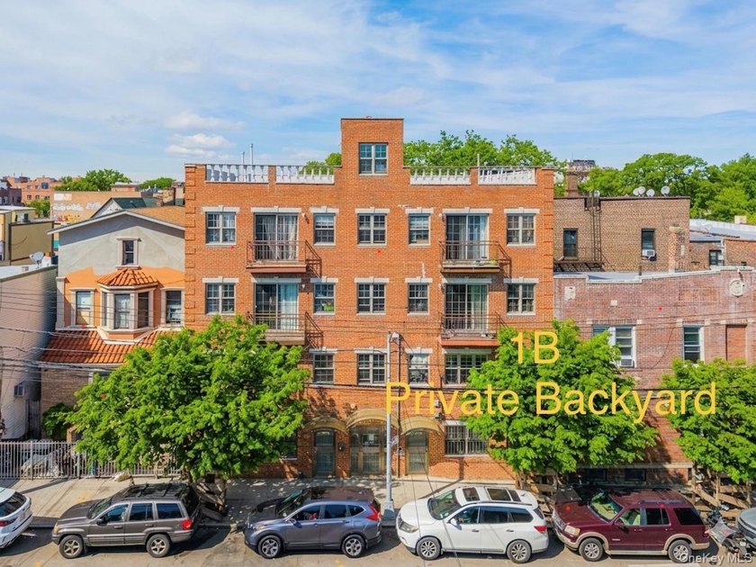 Discover a rare opportunity to own a spacious duplex condominium - Beach Condo for sale in Flushing, New York on Beachhouse.com