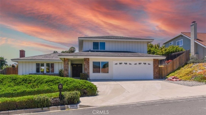 Nestled in the ????? and highly desirable hills of Rancho Palos - Beach Home for sale in Rancho Palos Verdes, California on Beachhouse.com