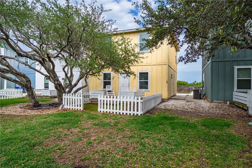Turnkey Income-Producing Coastal Cottage | STR Allowed | Fully - Beach Townhome/Townhouse for sale in Rockport, Texas on Beachhouse.com