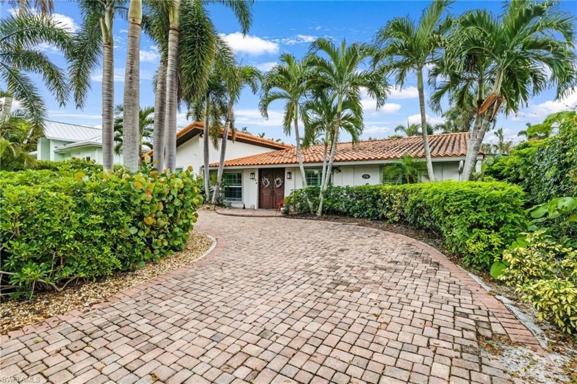 Property survived Hurricane Ian and has no damage. This - Beach Home for sale in Naples, Florida on Beachhouse.com