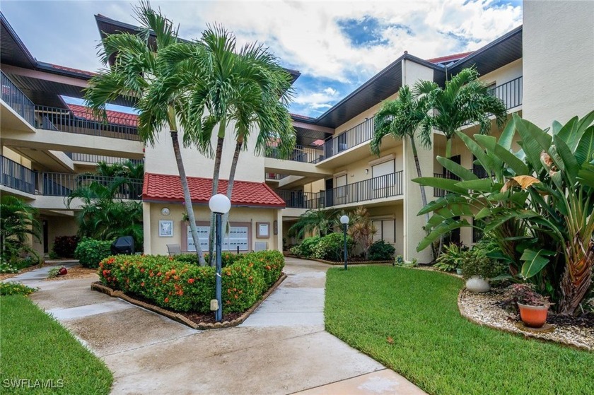 Welcome to this top floor unit where comfort meets elegance in a - Beach Condo for sale in Fort Myers, Florida on Beachhouse.com