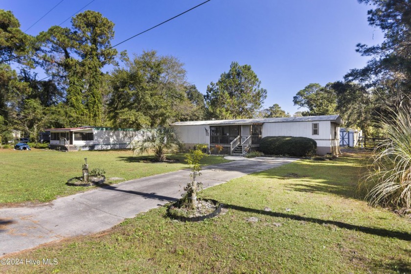 Welcome to this cozy beach retreat, just 3.5 miles from the - Beach Home for sale in Supply, North Carolina on Beachhouse.com