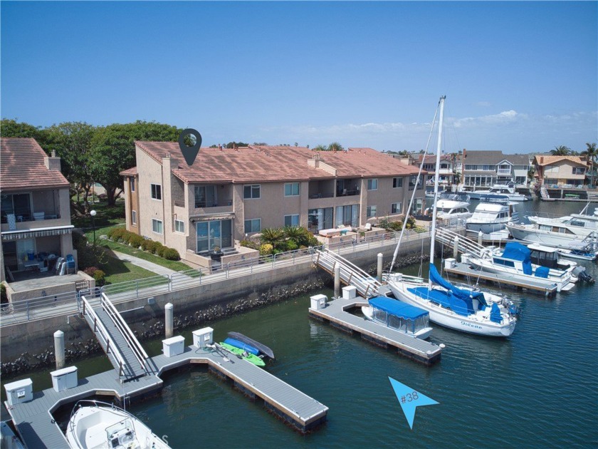 LOCATION LOCATION LOCATION!! IMAGINE THIS IS YOUR NEW HOME SWEET - Beach Condo for sale in Huntington Beach, California on Beachhouse.com