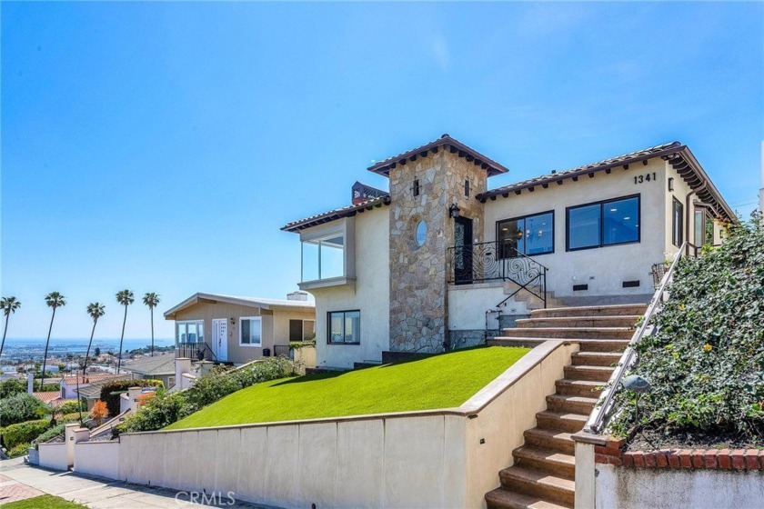Welcome to a touch of Europe in one of San Pedro's most - Beach Home for sale in San Pedro, California on Beachhouse.com